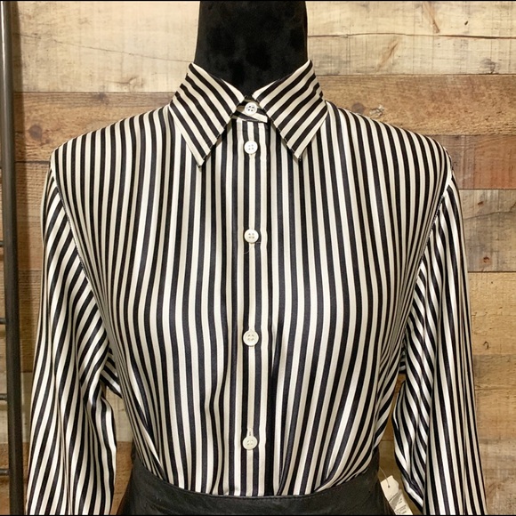 | votre nom | Silk Blouse - Picture 2 of 8